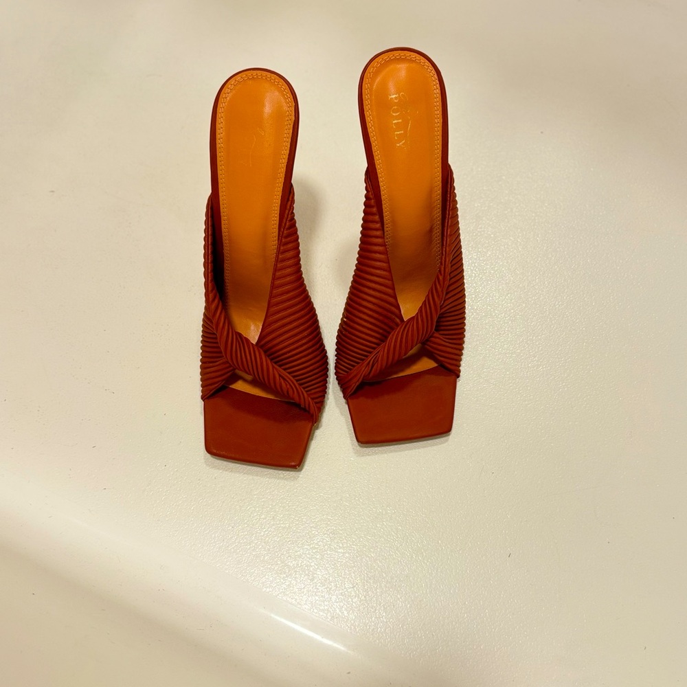 Oh Polly Hideaway Mules Sandals in Terracotta Sz 11